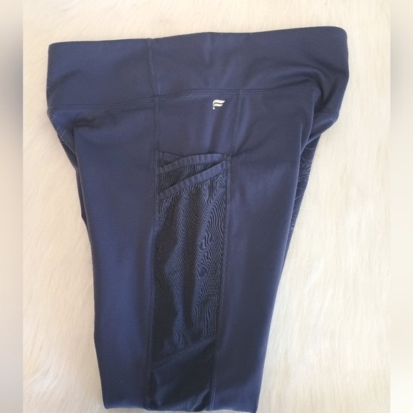 Fabletics Navy 7/8 Leggings Mesh Side Panel Pocket Small - Picture 3 of 7